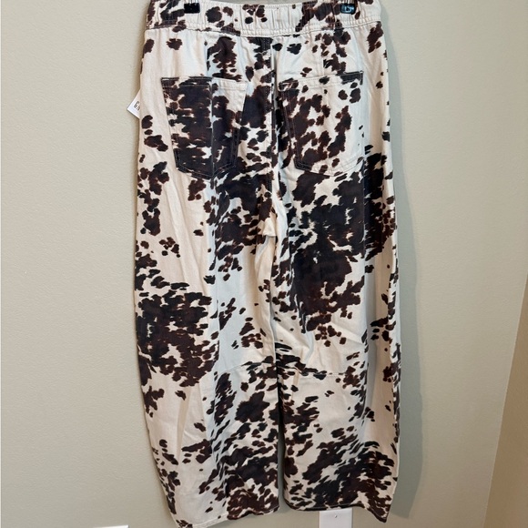 Gap Cow print barrel jeans - Picture 3 of 4